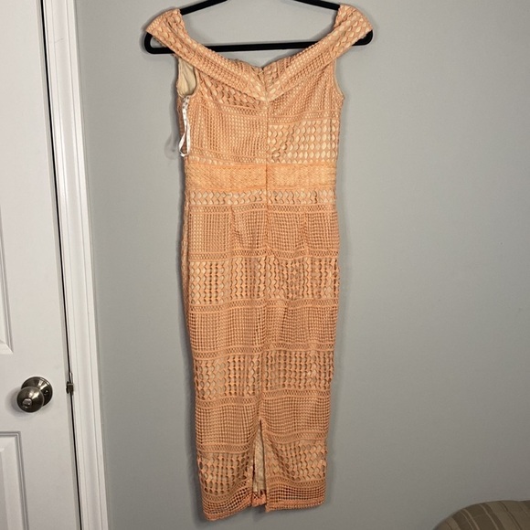 Missguided ASOS Bardot V Neck Bodycon Mini Peach Dress - Picture 8 of 10